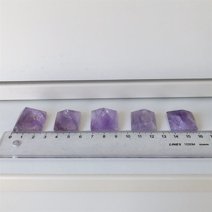 Ametyst Pyramide 2-2,5 cm