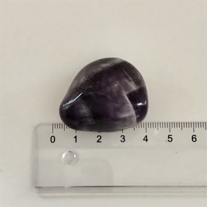 Ametyst 3-4 - Ujævnheder forekommer.