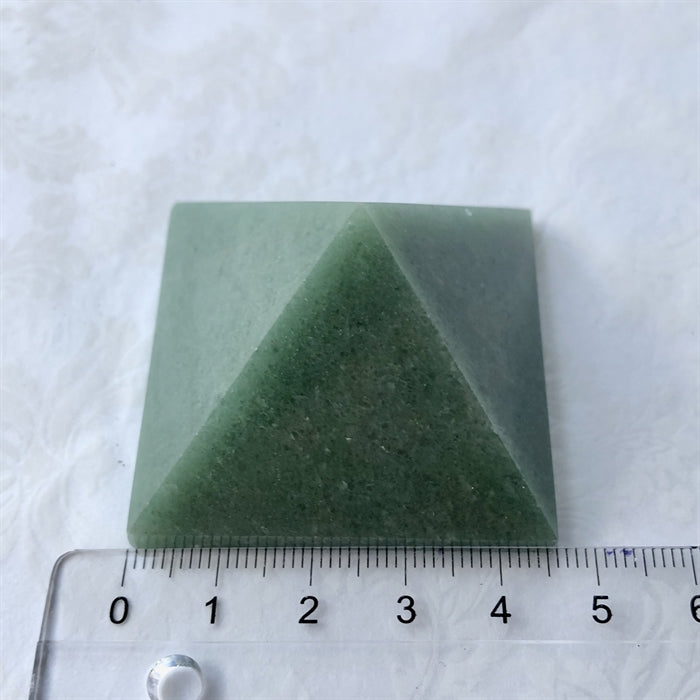 Aventurin Grøn Pyramide 4,5 cm