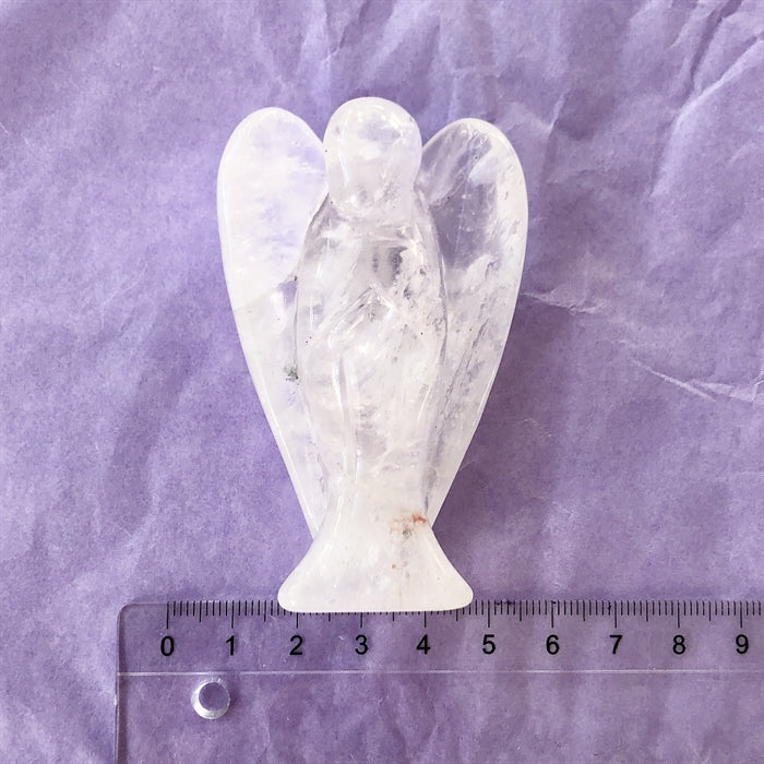 Bjergkrystal Engel 7,5 cm - Den har et par små ujævnheder.