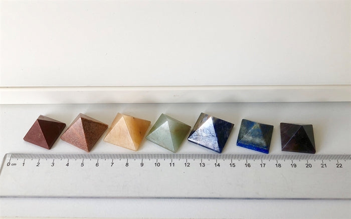 Chakra Healer Sten Sæt - Pyramider