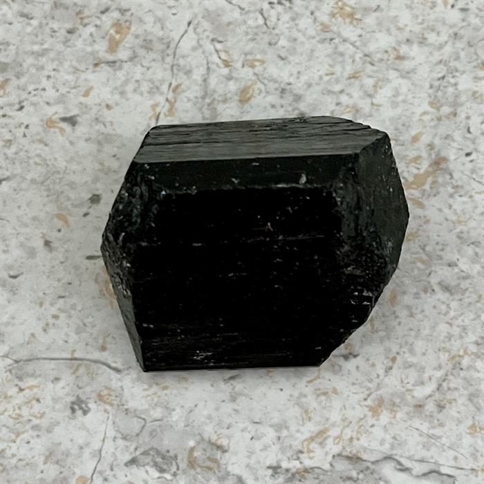 Turmalin Sort Stav 6 cm 234 gram.