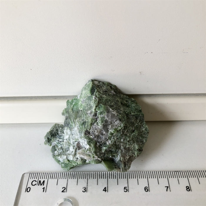Kromdiopsid Rå