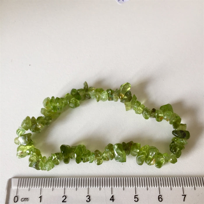 Peridot Armbånd Chips med elastik.