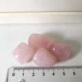 Rosenkvarts - Ujævnheder forekommer. 2-3 cm