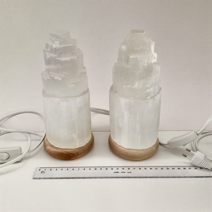 Selenit Lampe H. ca. 22 cm - Hvid tænd/sluk ledning