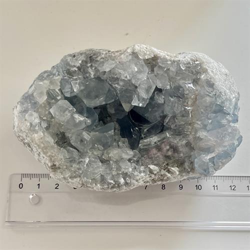 Celestit Klynge - Geode 900 gram.