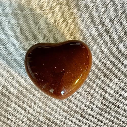 Guldsten - Rød Stjernesten Hjerte 4,5 cm